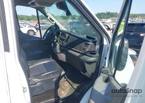 2020 Ford Transit z USA, uszkodzony, nr VIN 1FTBR1C87LKB23910